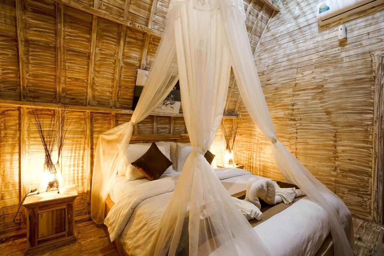 Unicorn Bungalow Batununggul Bagian luar foto